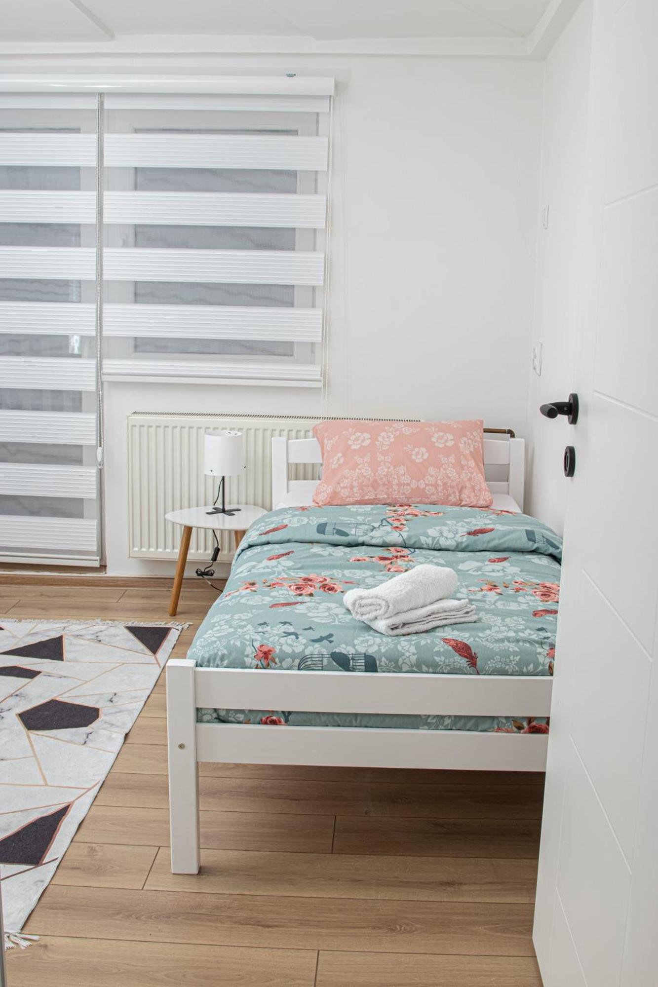 Apartment Forever Τούζλα Εξωτερικό φωτογραφία