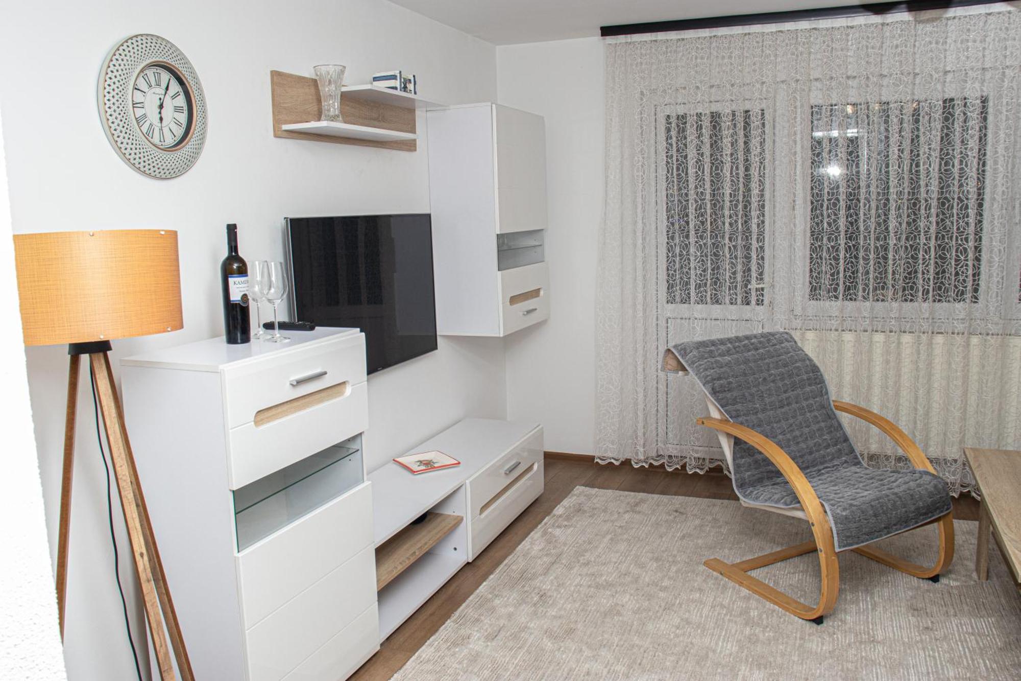 Apartment Forever Τούζλα Εξωτερικό φωτογραφία